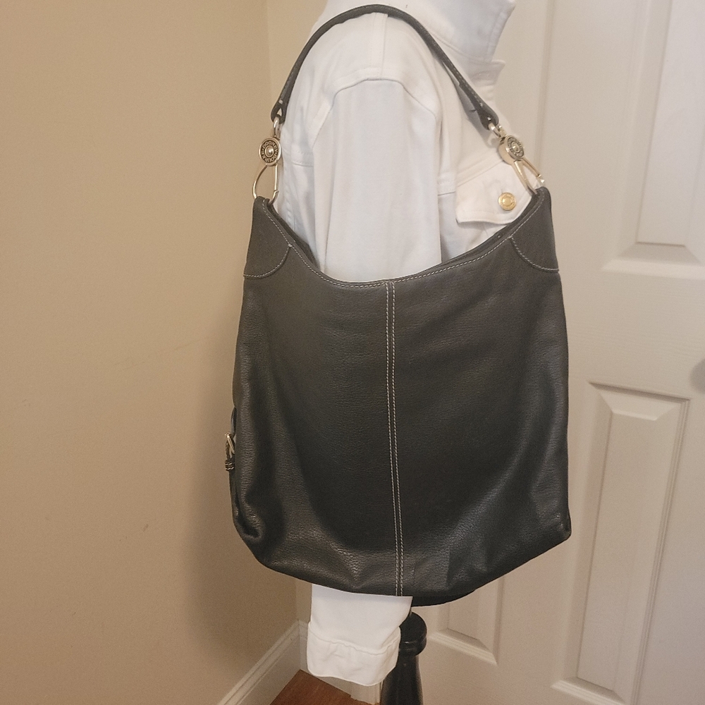 Dooney and Bourke Black Large Pebble Leather Hobo Shoulder Bag - Picture 3 of 16